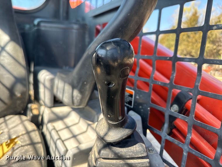 image for item EH5386 2011 Kubota SVL90 tracked skid steer loader