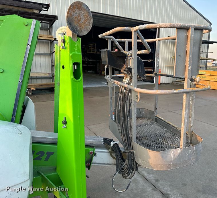 image for item EH6585 2017 Nifty TM42T boom lift