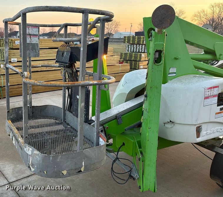 image for item EH6585 2017 Nifty TM42T boom lift