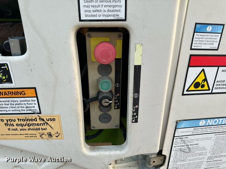 image for item EH6585 2017 Nifty TM42T boom lift