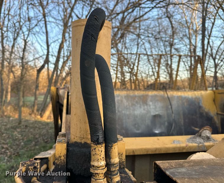 image for item EH6606 2006 Ashland I-180 TS2 scraper