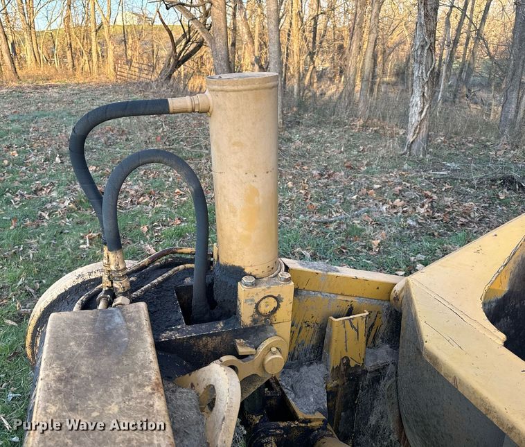 image for item EH6606 2006 Ashland I-180 TS2 scraper