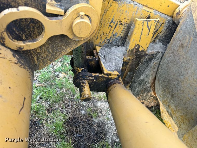 image for item EH6606 2006 Ashland I-180 TS2 scraper