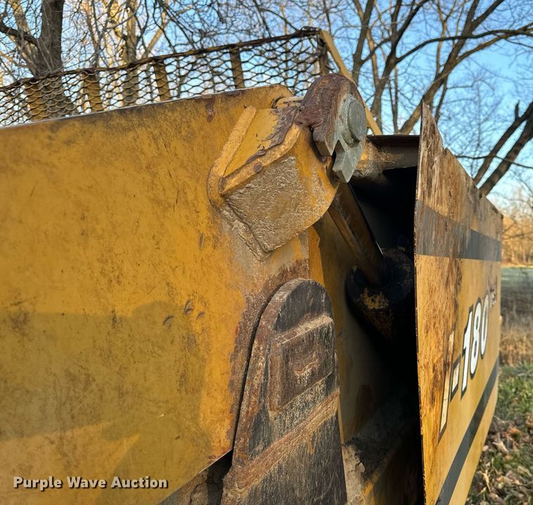 image for item EH6606 2006 Ashland I-180 TS2 scraper