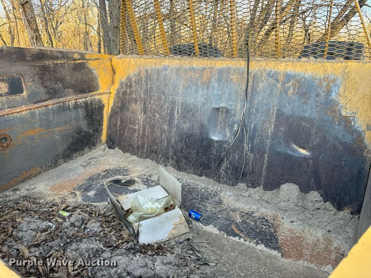 image for item EH6606 2006 Ashland I-180 TS2 scraper