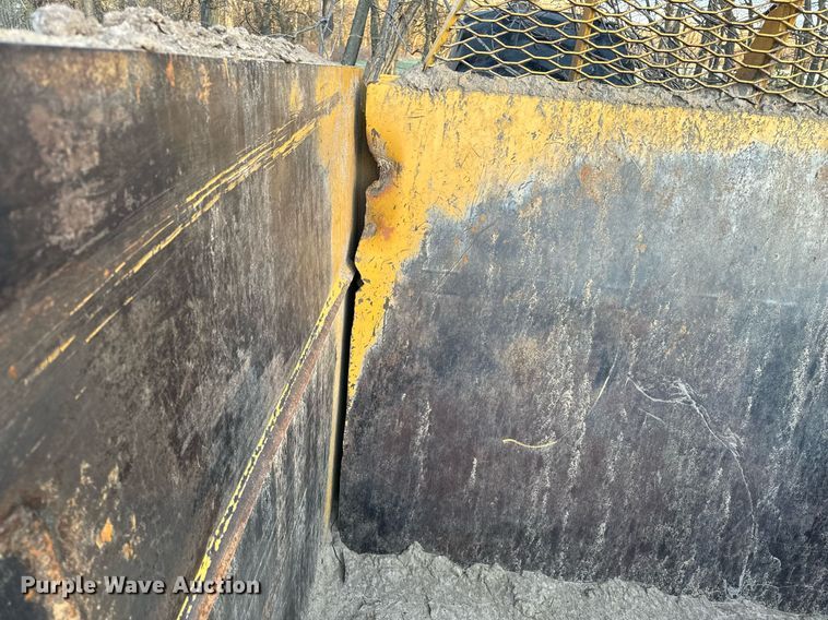 image for item EH6606 2006 Ashland I-180 TS2 scraper