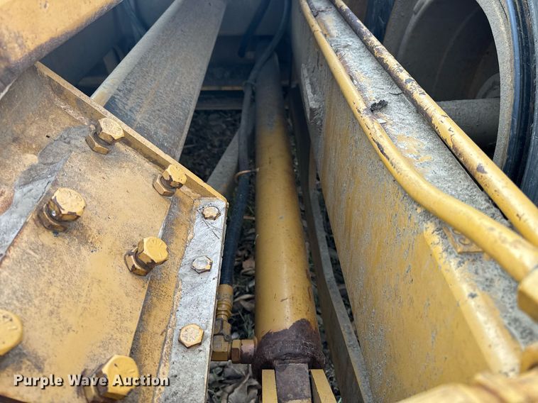 image for item EH6606 2006 Ashland I-180 TS2 scraper