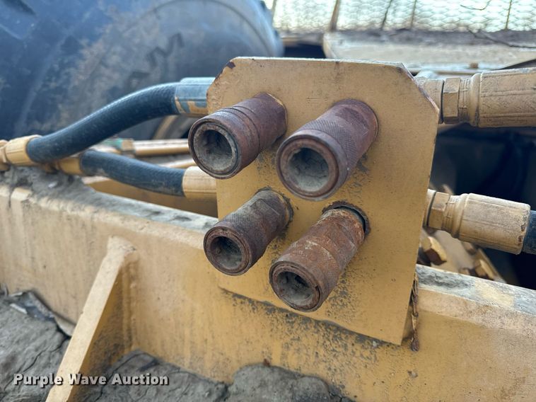 image for item EH6606 2006 Ashland I-180 TS2 scraper