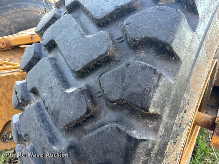 image for item EH6606 2006 Ashland I-180 TS2 scraper