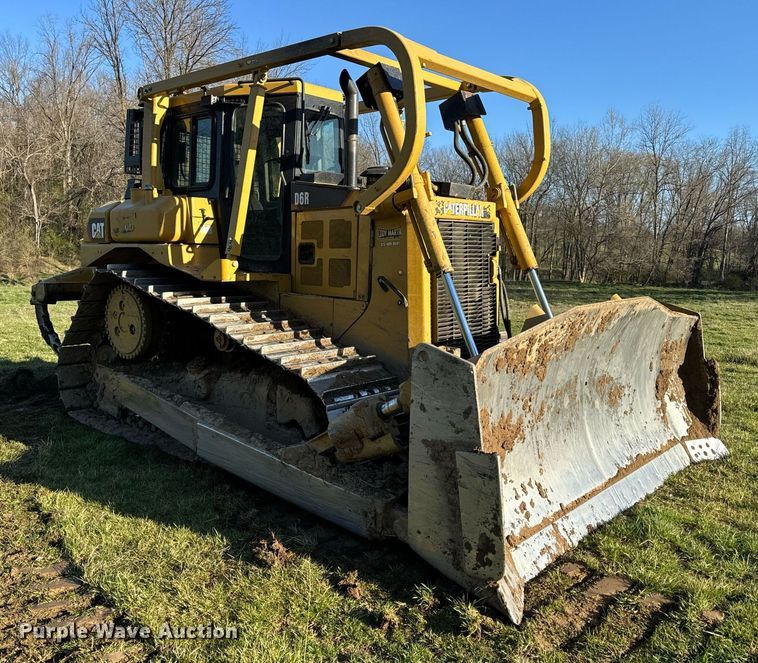 image for item EH6607 2005 Caterpillar D6R XW dozer