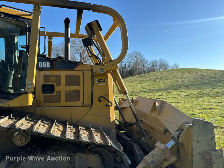 image for item EH6607 2005 Caterpillar D6R XW dozer