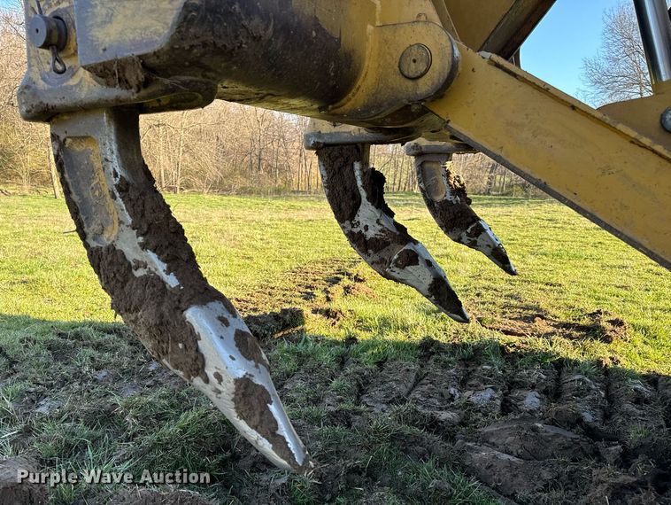 image for item EH6607 2005 Caterpillar D6R XW dozer