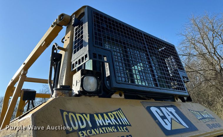 image for item EH6607 2005 Caterpillar D6R XW dozer