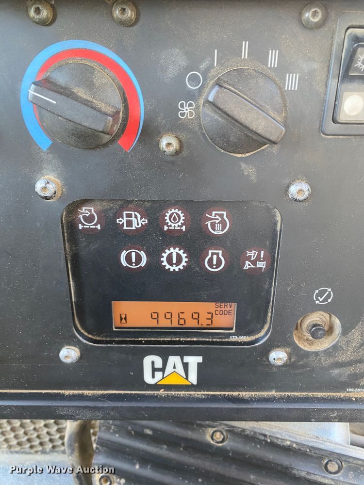 image for item EH6607 2005 Caterpillar D6R XW dozer