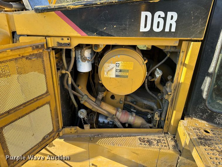 image for item EH6607 2005 Caterpillar D6R XW dozer