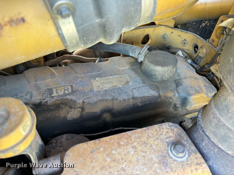 image for item EH6607 2005 Caterpillar D6R XW dozer