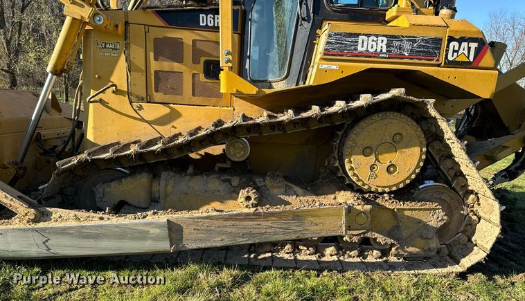 image for item EH6607 2005 Caterpillar D6R XW dozer