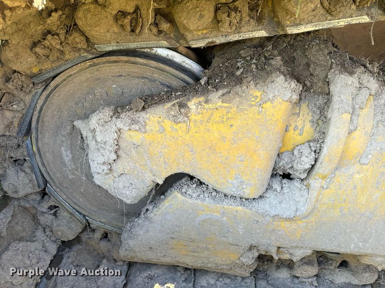 image for item EH6607 2005 Caterpillar D6R XW dozer