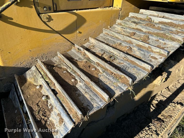 image for item EH6607 2005 Caterpillar D6R XW dozer