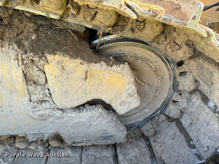 image for item EH6607 2005 Caterpillar D6R XW dozer