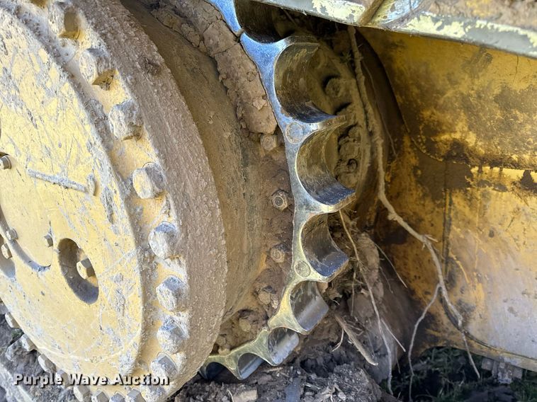 image for item EH6607 2005 Caterpillar D6R XW dozer