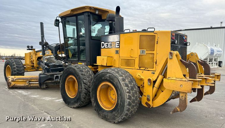 image for item EH6608 2008 John Deere 872D motor grader