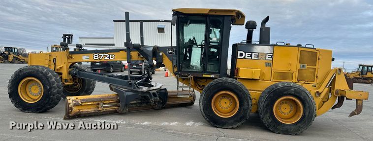 image for item EH6608 2008 John Deere 872D motor grader