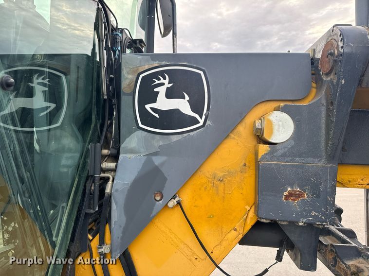 image for item EH6608 2008 John Deere 872D motor grader