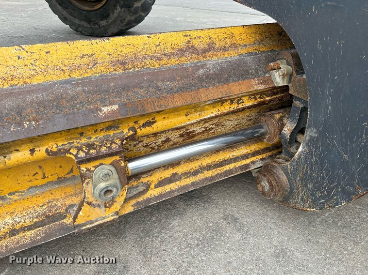 image for item EH6608 2008 John Deere 872D motor grader