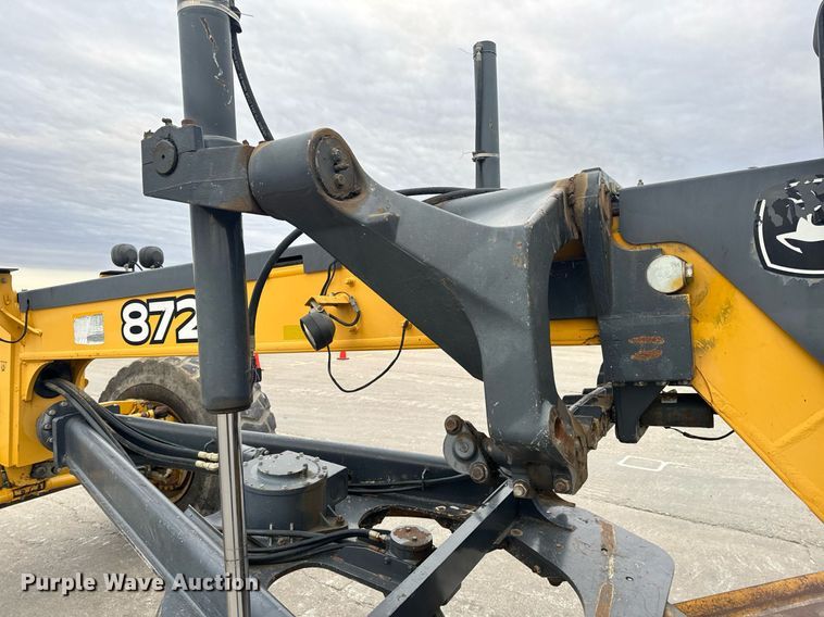 image for item EH6608 2008 John Deere 872D motor grader