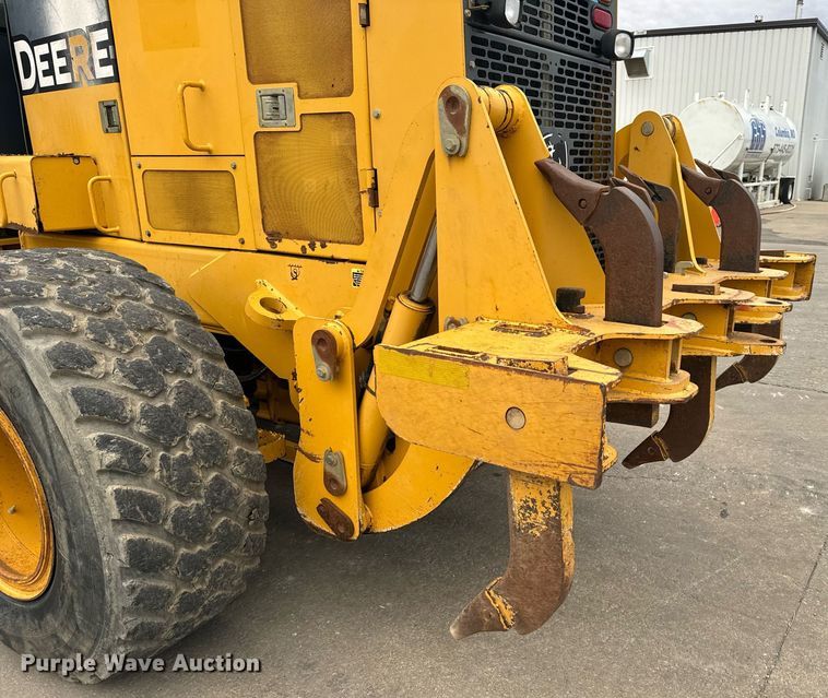 image for item EH6608 2008 John Deere 872D motor grader