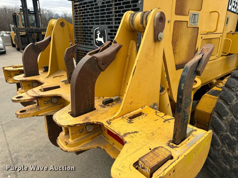 image for item EH6608 2008 John Deere 872D motor grader