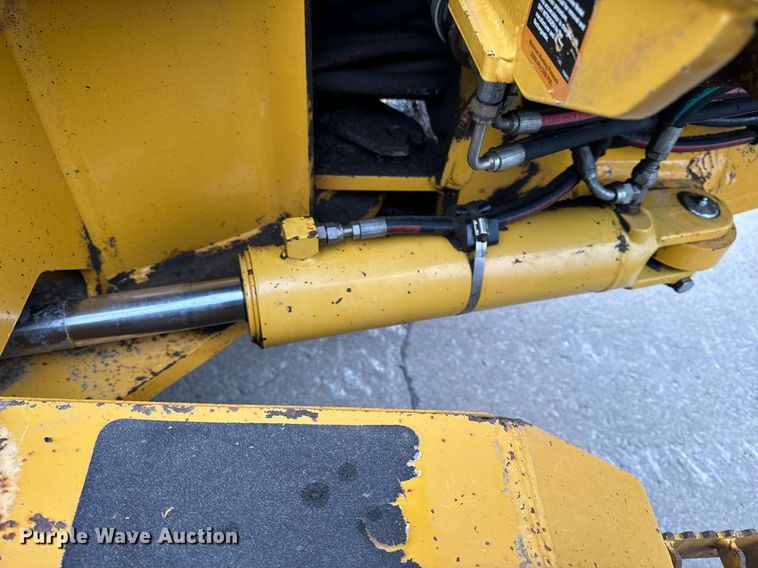 image for item EH6608 2008 John Deere 872D motor grader