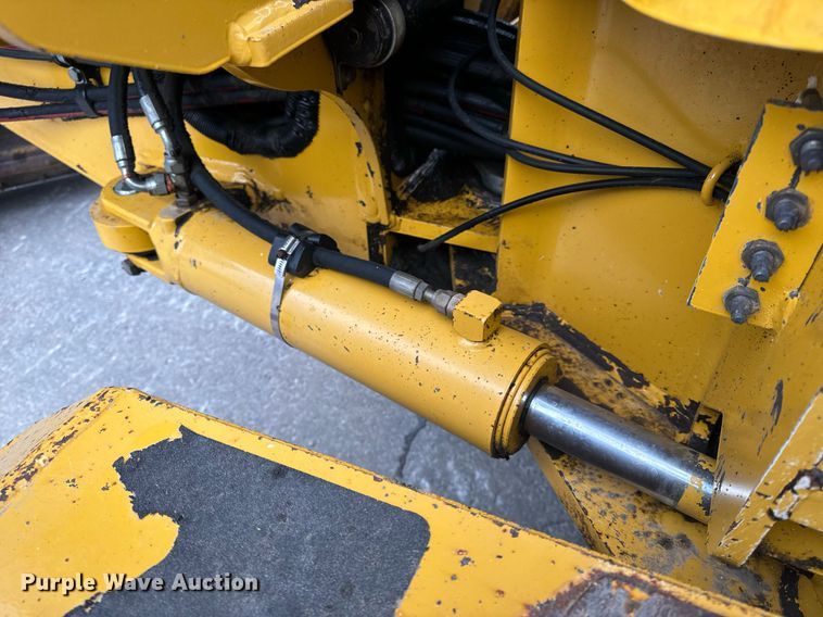 image for item EH6608 2008 John Deere 872D motor grader