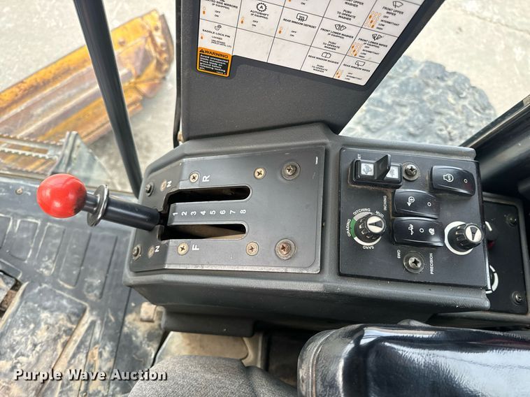 image for item EH6608 2008 John Deere 872D motor grader