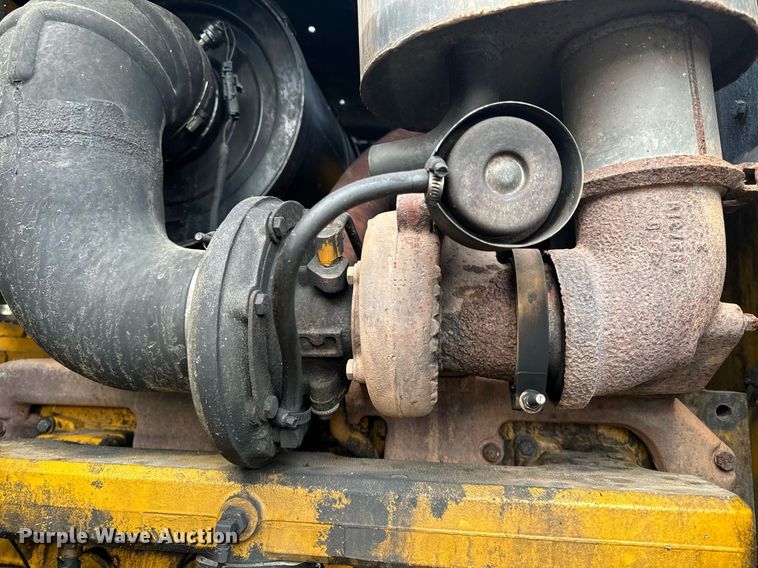 image for item EH6608 2008 John Deere 872D motor grader