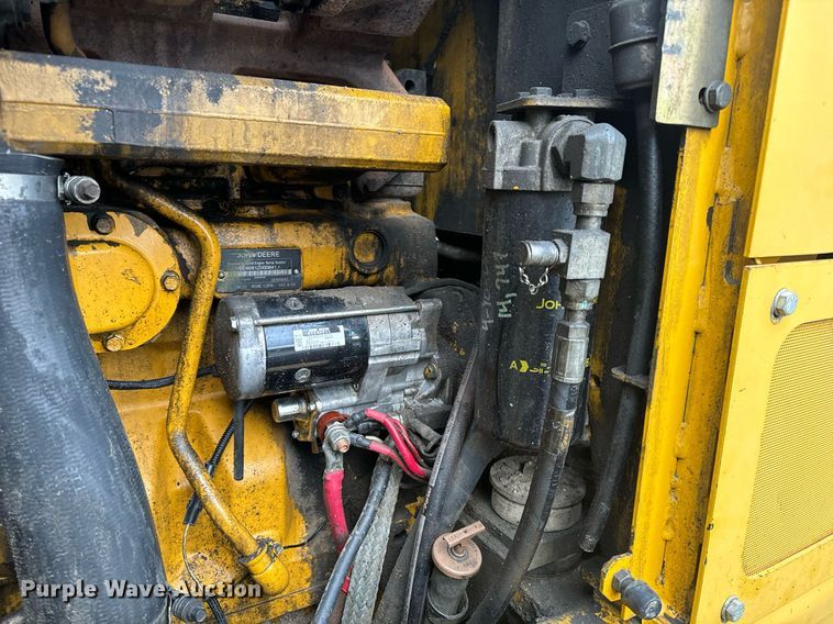 image for item EH6608 2008 John Deere 872D motor grader