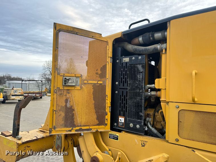 image for item EH6608 2008 John Deere 872D motor grader