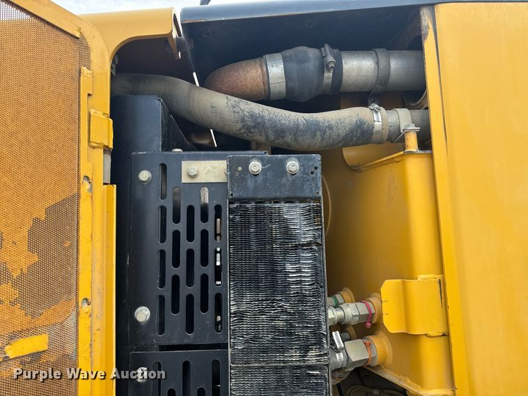 image for item EH6608 2008 John Deere 872D motor grader