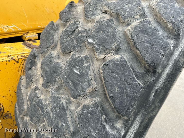 image for item EH6608 2008 John Deere 872D motor grader