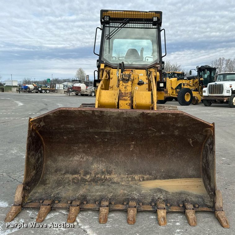 image for item EH6610 2006 Caterpillar 953C track loader