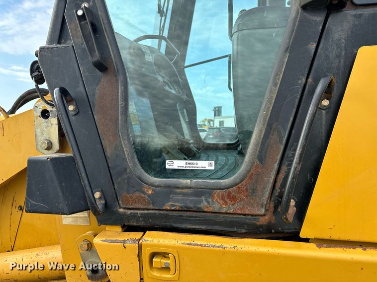 image for item EH6610 2006 Caterpillar 953C track loader