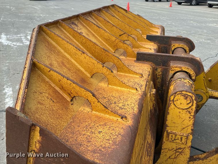 image for item EH6610 2006 Caterpillar 953C track loader