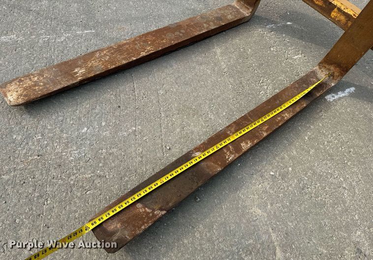 image for item EH6610 2006 Caterpillar 953C track loader