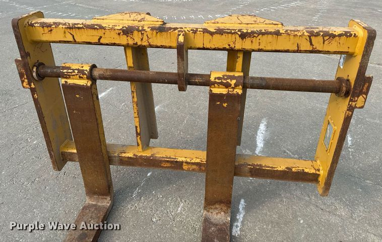 image for item EH6610 2006 Caterpillar 953C track loader