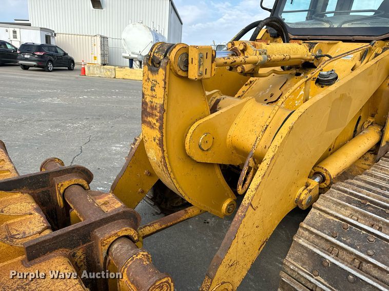 image for item EH6610 2006 Caterpillar 953C track loader