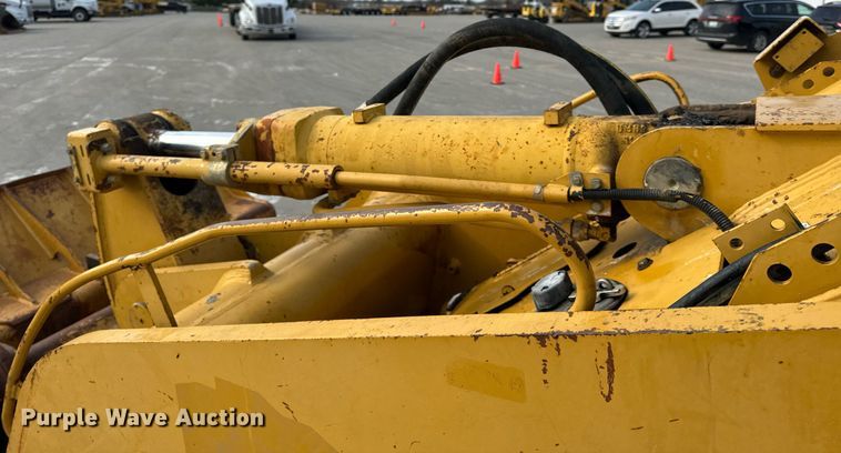 image for item EH6610 2006 Caterpillar 953C track loader