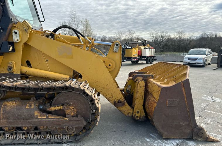 image for item EH6610 2006 Caterpillar 953C track loader