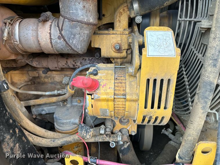image for item EH6610 2006 Caterpillar 953C track loader