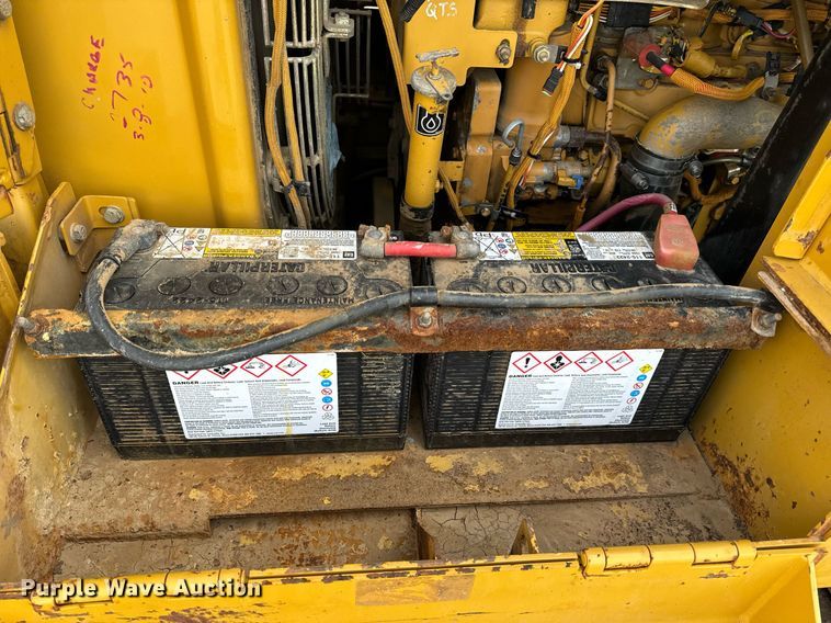 image for item EH6610 2006 Caterpillar 953C track loader